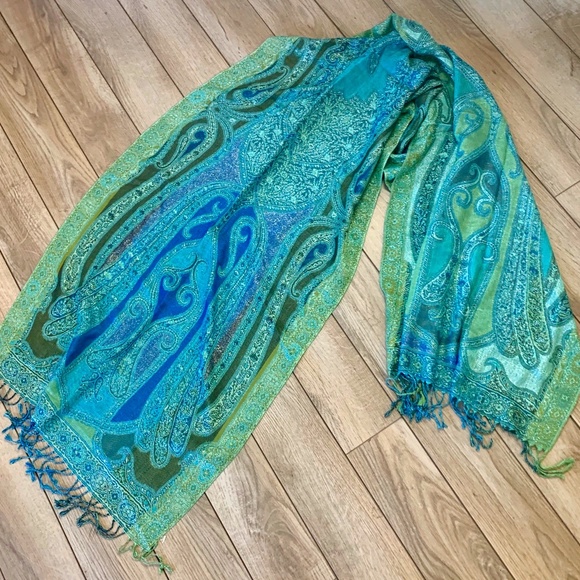 EXCELLENT CONDITION!!! LADIES Blue, Green, Multi-Color Indian Style SCARF - Picture 1 of 2